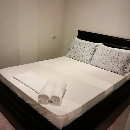 Near Airport Cozy - 2 Appartement *